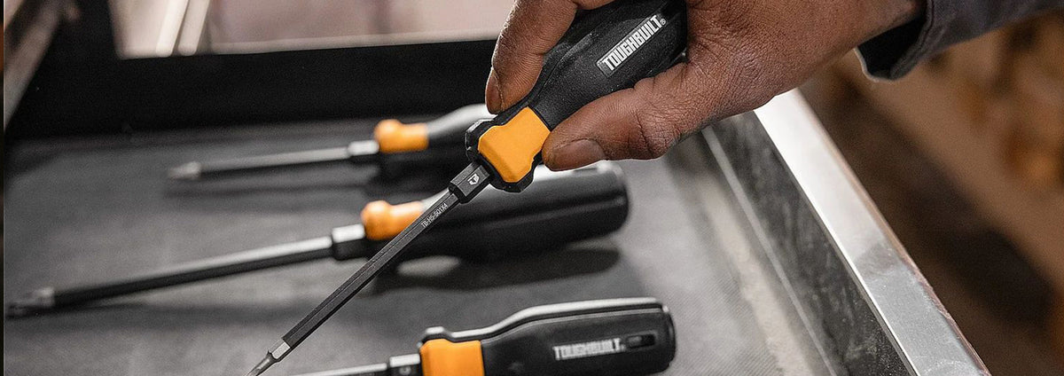 SCREWDRIVER
